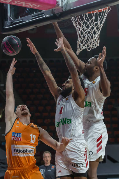 识别并拿下 识别并拿下